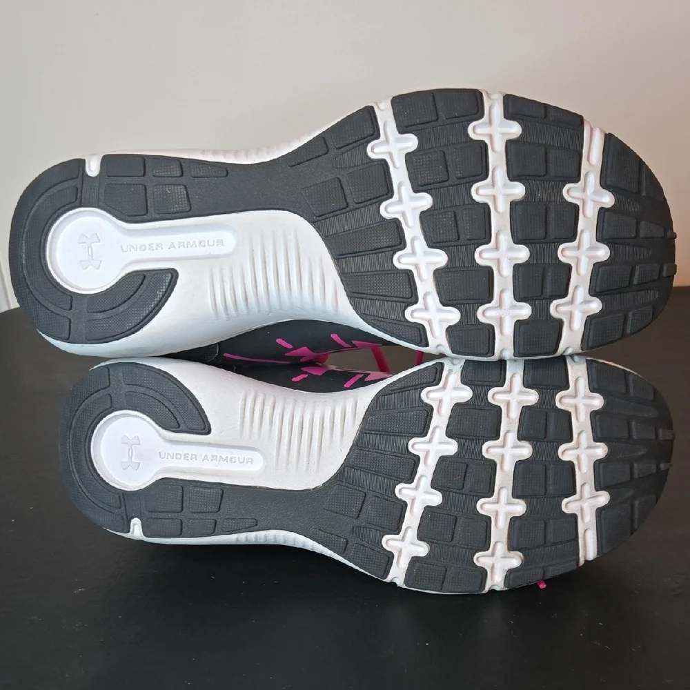 Under Armour Black Sneakers with Pink Highlights - Picture 6 of 8